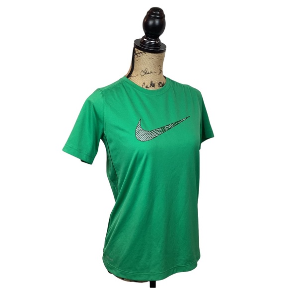 Nike Dri-Fit Logo TShirt - Picture 8 of 8